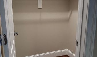 7702 TRAMMELL Rd, Annandale, VA 22003