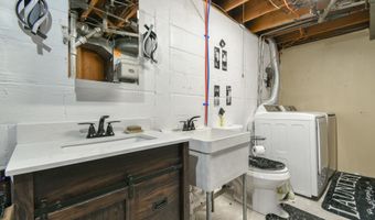 1316 N 13th St, Beatrice, NE 68310