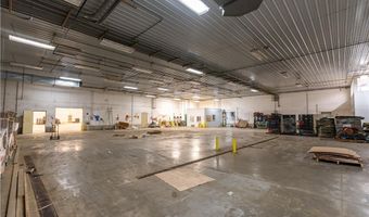 Deerfield Avenue NW, Dalton, OH 44618