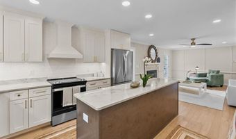 714 Edgewood Rd, Asheboro, NC 27205