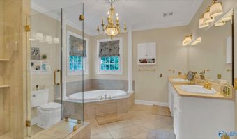 1023 E Main St, Albertville, AL 35951