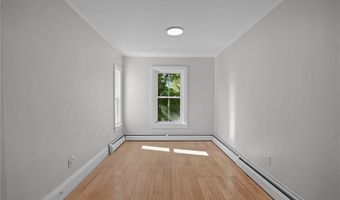 243 Maple Ave, Barrington, RI 02806