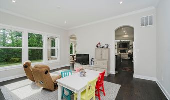 5706 Bentbrook Dr, Bargersville, IN 46106