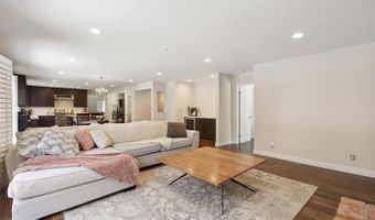7027 Alicante Rd, Carlsbad, CA 92009