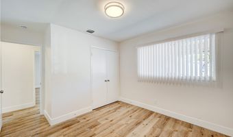 3504 Pioneer Cir, Las Vegas, NV 89107