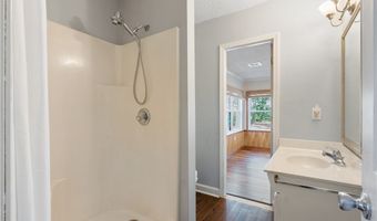 905 E Main St, Aberdeen, NC 28315