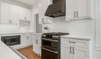 3442 Byrnes St, Charlotte, NC 28205