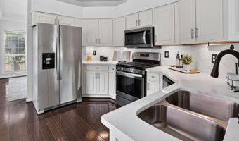 330 Gullwing Ct, Alpharetta, GA 30009