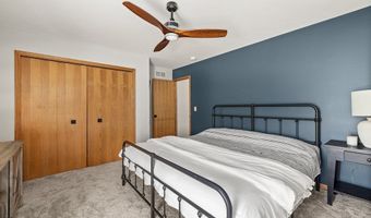 895 Williamsburg Ct, Ashland, OH 44805