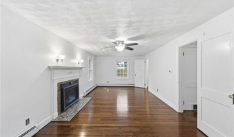 252 S Main St, Coventry, RI 02816