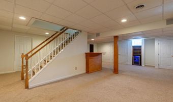 293 CHIPPENHAM Ln, Hockessin, DE 19707