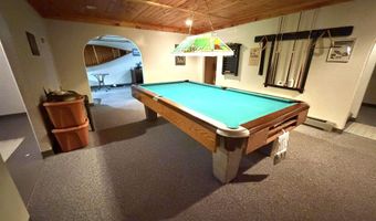 5912 5 Mile Pt Rd, Allouez, MI 49805