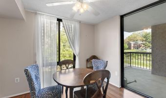 4500 S FOUR MILE RUN Dr 306, Arlington, VA 22204