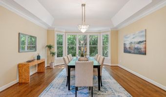 10900 BELLS RIDGE Dr, Potomac, MD 20854