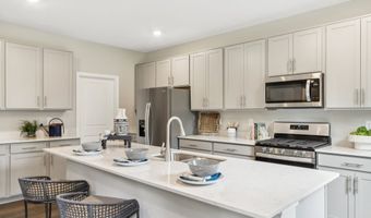 8083 Wesleyan Dr, Avon, IN 46123