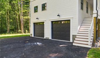 172 Pine Swamp Rd, Cumberland, RI 02864