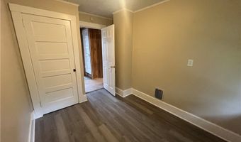 1127 Maplewood Ave, Ambridge, PA 15003