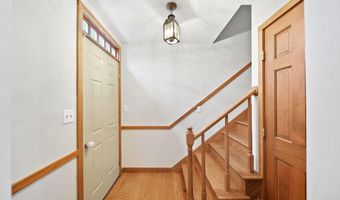 1544 Brookfield Ct, Adrian, MI 49221