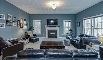394 Westmoreland Ln, North Kingstown, RI 02852