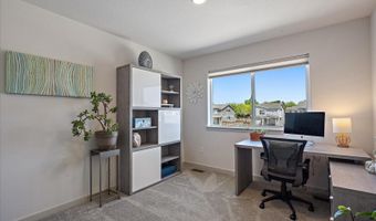 1100 Blue Bell Rd, Berthoud, CO 80513