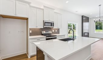 417 E Lexington Ln, Andover, KS 67002
