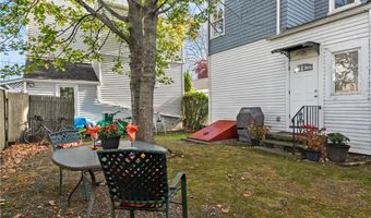 98 Kay St 2, Newport, RI 02840