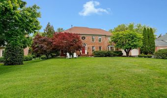9908 KENTSDALE Dr, Potomac, MD 20854