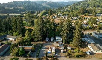 97799 Hanscam Ln, Brookings, OR 97415