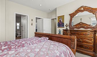 21 Walnut Via, Anaheim, CA 92801