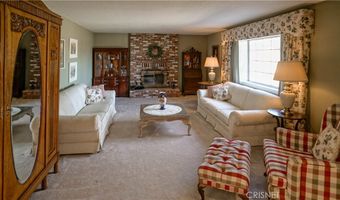 29450 Stallion Springs Dr, Tehachapi, CA 93561