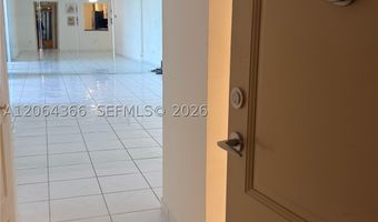 3675 N Country Club Dr 109, Aventura, FL 33180