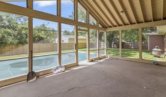 8246 Windcombe Blvd, Indianapolis, IN 46240