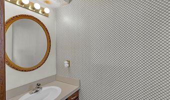 5650 Ramblewood Ct, Columbus, OH 43235