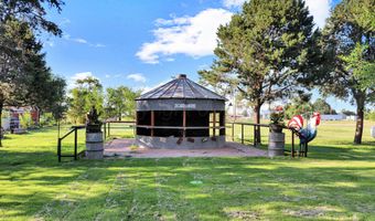 105 E Matador Dr, Adrian, TX 79001