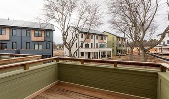 2237 Trillium Ln, Ann Arbor, MI 48104