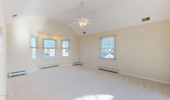 11 Drake Dr, Bayville, NJ 08721