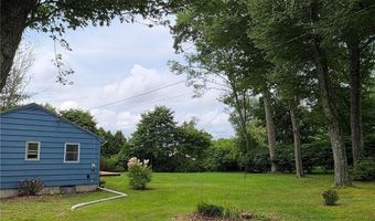 39 Juniper Dr, Hopkinton, RI 02804