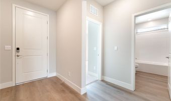 1044 Forest Falcon Dr, Henderson, NV 89011