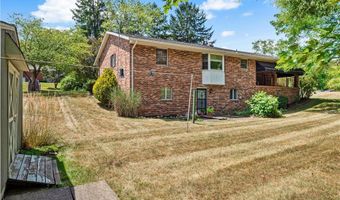 494 Angela Dr, Aliquippa, PA 15001