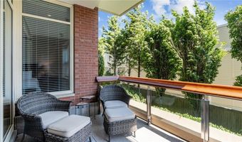 341 Thames St 103, Bristol, RI 02809