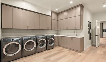 285 Pfister Dr, Aspen, CO 81611
