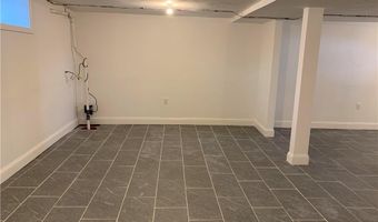 88 Reed St, Warwick, RI 02886