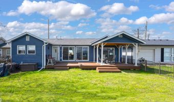 6334 Marina Dr, Algonac, MI 48001