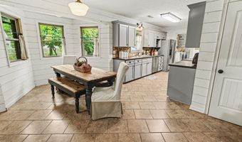 1404 Bains St, Albertville, AL 35950