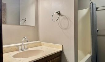 913 Abbott St 304, Albert Lea, MN 56007