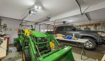 495 Halls Hill Rd, Alton, NH 03809