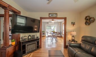 71 Riley Ave, Manchester, NH 03103