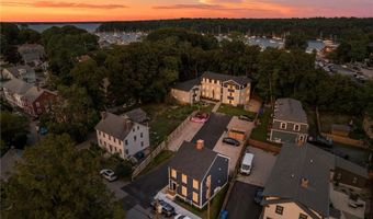 32 Exchange St 203, East Greenwich, RI 02818