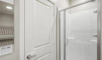 2572 S Escondido Blvd 808, Escondido, CA 92025