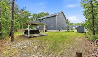 555 Egenolf Pl, Bayville, NJ 08721